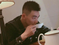 何捷与张馨予