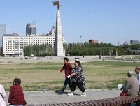 “我替婆婆养了个男人”