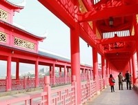 回首朱阁廊桥，画楼歌舞处，霓灯明灭。（原创）