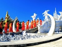 我们在蓝色海上飘
