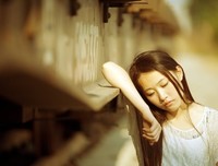 有关一个人还都时好的句子