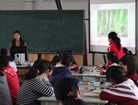 课堂就是学生的舞台