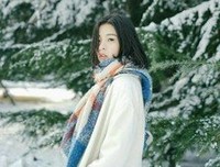 明明周围全是朋友，可他们却和你是不同的色彩