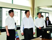 最新的本人杨建东的名言