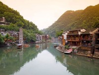 最全的《前往伊斯特兰的旅程》经典句子