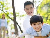 共读丨父爱缺失的他，后来成了儿子眼中完美的父亲