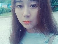 成年人不是不疼，他们只是在忍