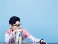 有关卢思浩的句子