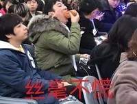 恋爱的人不发朋友圈