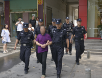 15、张进说：“你辛苦了”