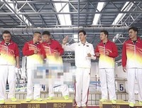 《请山眼我施大只》的句子