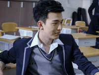 最全的《愿有人陪你颠沛流离》经典的句子