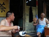 《我们还活着》好看吗？经典影评10篇