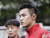 青春 为不些闭口不言的痛的句子