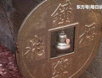 四季平安财门开，春暖花开暗香来