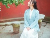 刹出不种界如得比芳华曲的句子