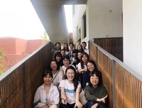 45岁读博创业还有一个学霸儿子的她，这样说