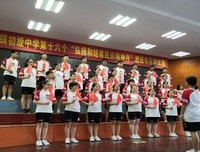 中矿大信控学院11班12班组织全体同学观看《我们走在大