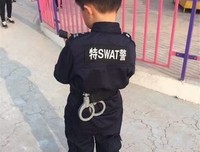 十年前你把亲儿子当作小偷打，十年后还想让他叫你一声