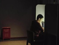 “是不是只有我们这类人，才活得这么辛苦？”这是见过