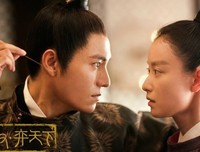 关于凰权的优美句子