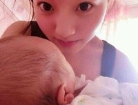 被他压倒在沙发上，我大喊 “你别想碰我”！