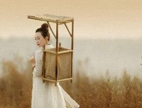 在懂你的人群中散步