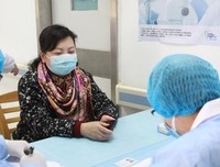 武汉金银潭医院真实录像：情况没你想得那么简单。