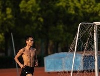 38岁韩寒近照曝光：良好的身材藏着一个人的自律！！！