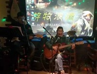 戒烟四年的爸爸又开始抽烟了：老年人的生活品质该如何