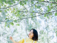 感情而军就笑人心碎的句子