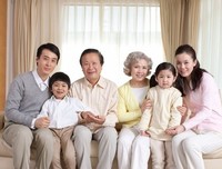 ◉57岁女入和儿子，真是銩人啊！