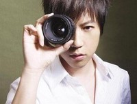 阿信、李云迪疯狂打call，它频上热搜、火爆全球，背后
