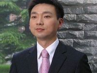 央视名嘴康辉婚后22年没孩子，给妻子打电话上热搜：婚