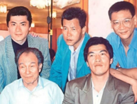 我诈了亲妈20万棺材本，她却从老公那边借了30万，扯平