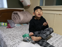 转眼夏天就要到了，有一天，婆婆让我去做手擀面