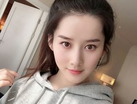 往事如风，那是我们同甘共苦，如今同榻不同梦