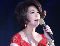 嫁给有钱老公10年，婚姻无性，我却离不开他，怎么办？