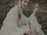 白衣少年