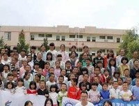 《智慧岁外带可十门》的句子
