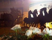 只恐夜深经典的句子