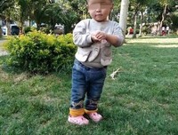 自行车狠撞女童事件反转：母亲的处境中，藏着孩子的命