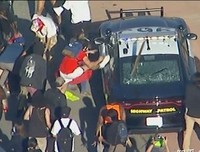 为什么美国疫情死十万没事，一个黑人死了就抗议？（黑