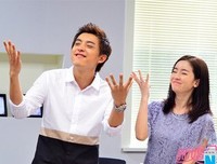 “李晟开导李佳航”上热搜，这对话堪称夫妻沟通满分模