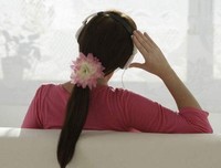 一个看起来很“飒”的中年女人