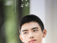 青春里，穿白衬衫的少年