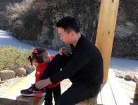 开拖拉机的Giao哥都开奔驰买别墅了，这个时代太疯狂了