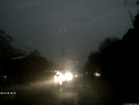昨夜惊雷划破天空
