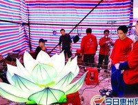 如果你最近正在找工作，我会推荐你看看他们的故事。