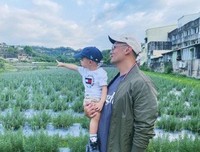 余文乐官宣妻子怀二胎，话里话外暗含深意？